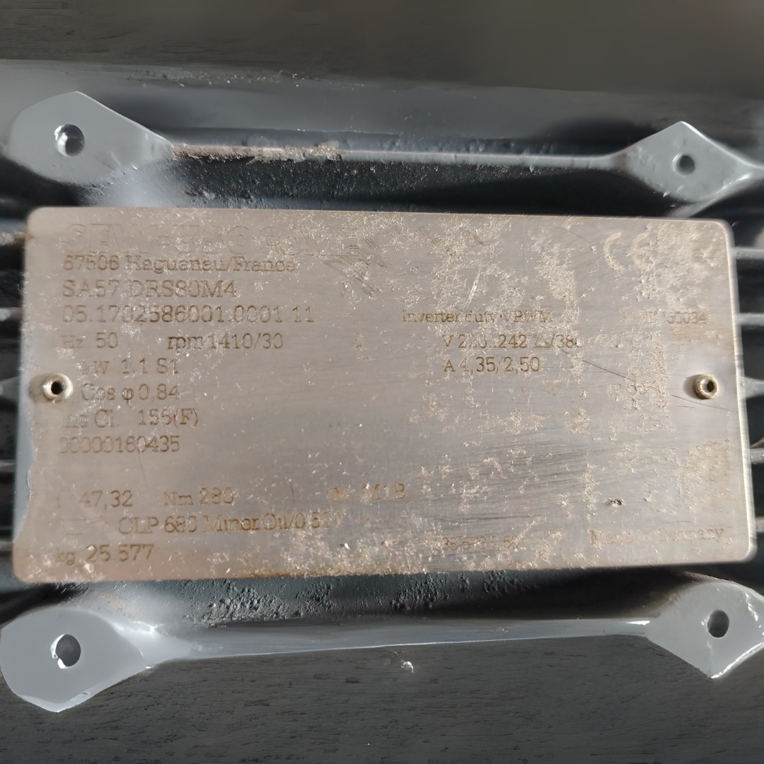 MOTOR CON CAJA REDUCTORA 1.1KW