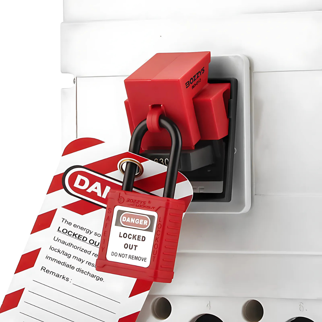 REINFORCED CLAMP LOCK FOR BREAKER