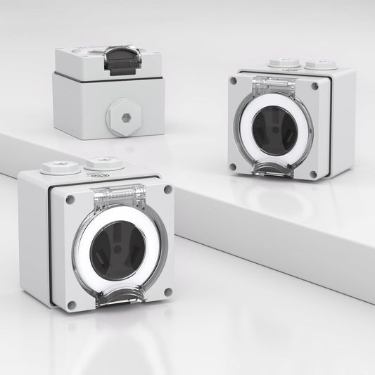 CAJA PARA EXTERIOR CON TOMACORRIENTE, 220 V, 50 AMP, NEMA 10-50R, A PRUEBA DE AGUA, IP66 - STARELO