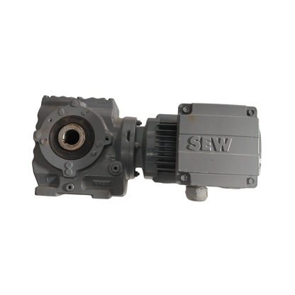 MOTOR CON CAJA REDUCTORA 0.55 KW