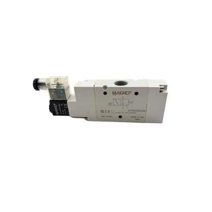 Electroválvula 1/2 3/2 vías monoestable con conector y bobina Aignep - Vista frontal