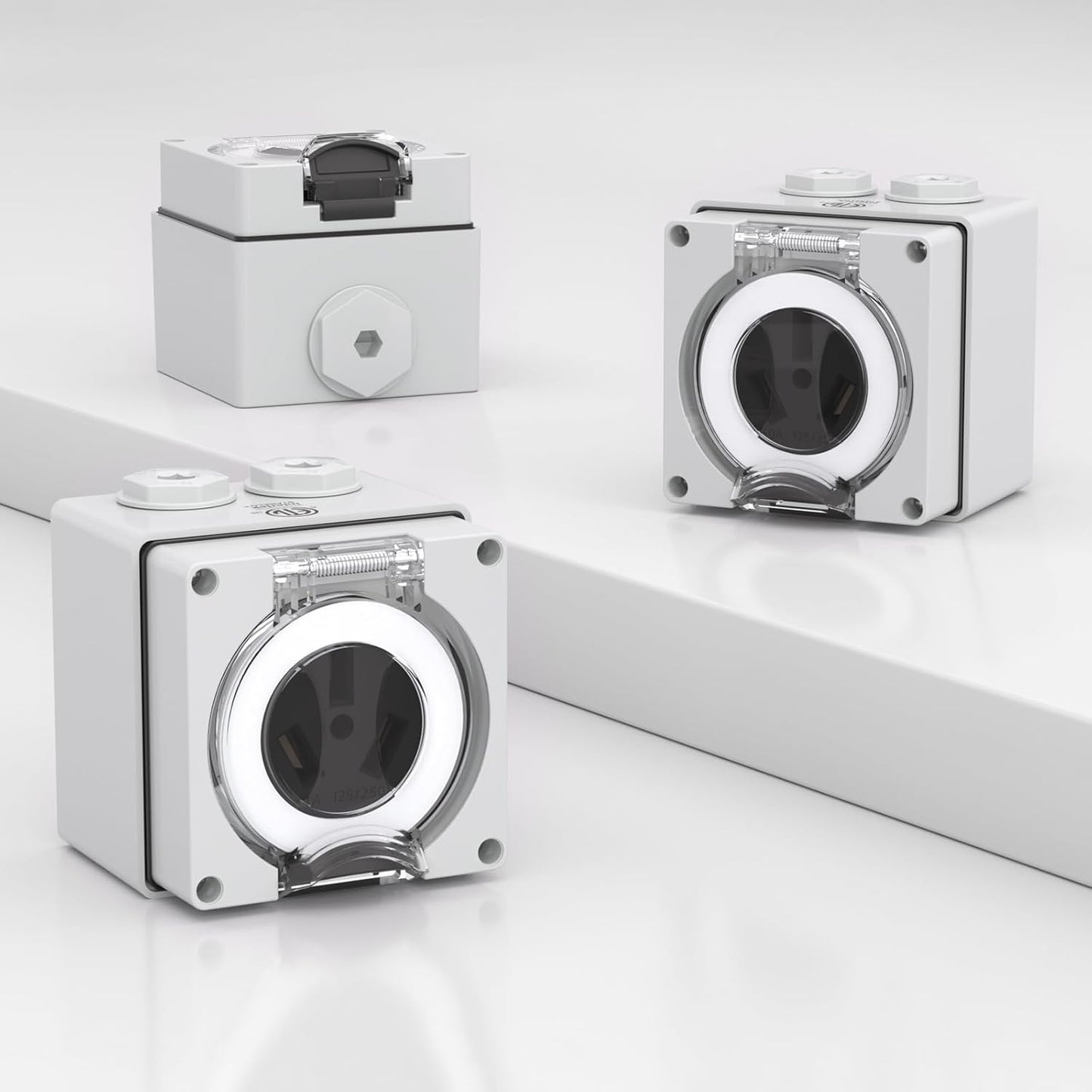 CAJA PARA EXTERIOR CON TOMACORRIENTE, 220 V,  50 AMP, NEMA 10-50R, A PRUEBA DE AGUA, IP66 - STARELO